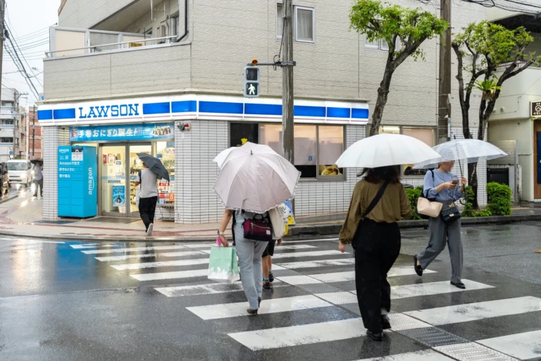 7월 17일 오키나와 날씨 저녁 미에바시 미세하지만 비가 내리고 있다
