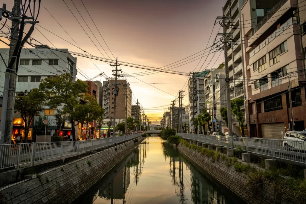 2025年9月1日冲绳天气 美荣桥河川的夕阳景象