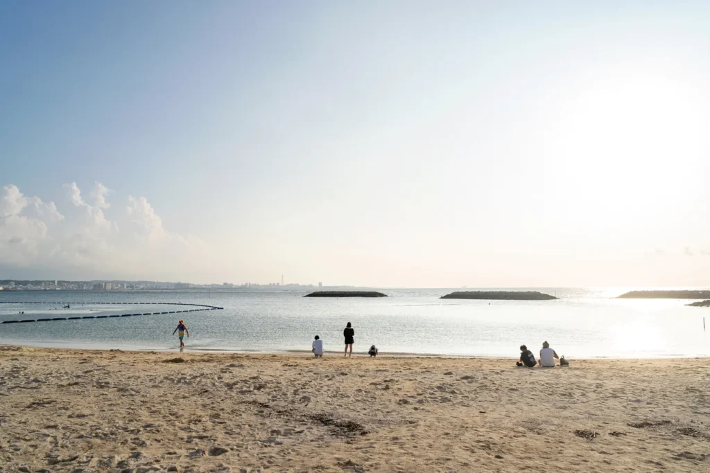 Late afternoon at Okinawa Sunset Beach