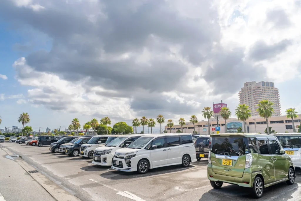 Afternoon Mihama Public Parking Lot
