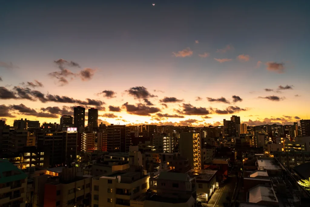 沖縄三重橋の夜明けの姿